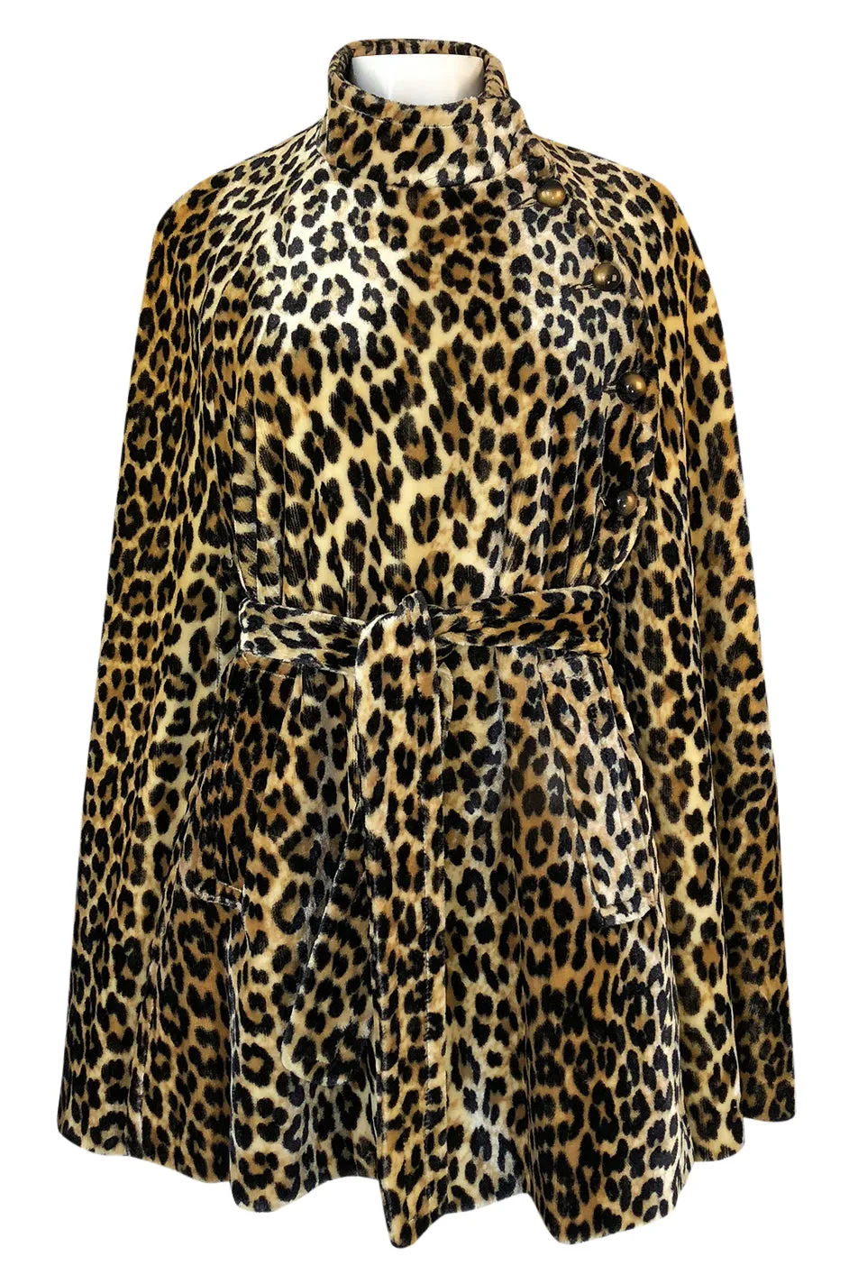 1960s Unlabeled Leopard Printed Faux Fur Velveteen Belted Cape