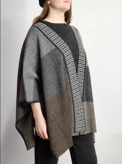 Beyond Threads Pique Patch Cape Style KTW310