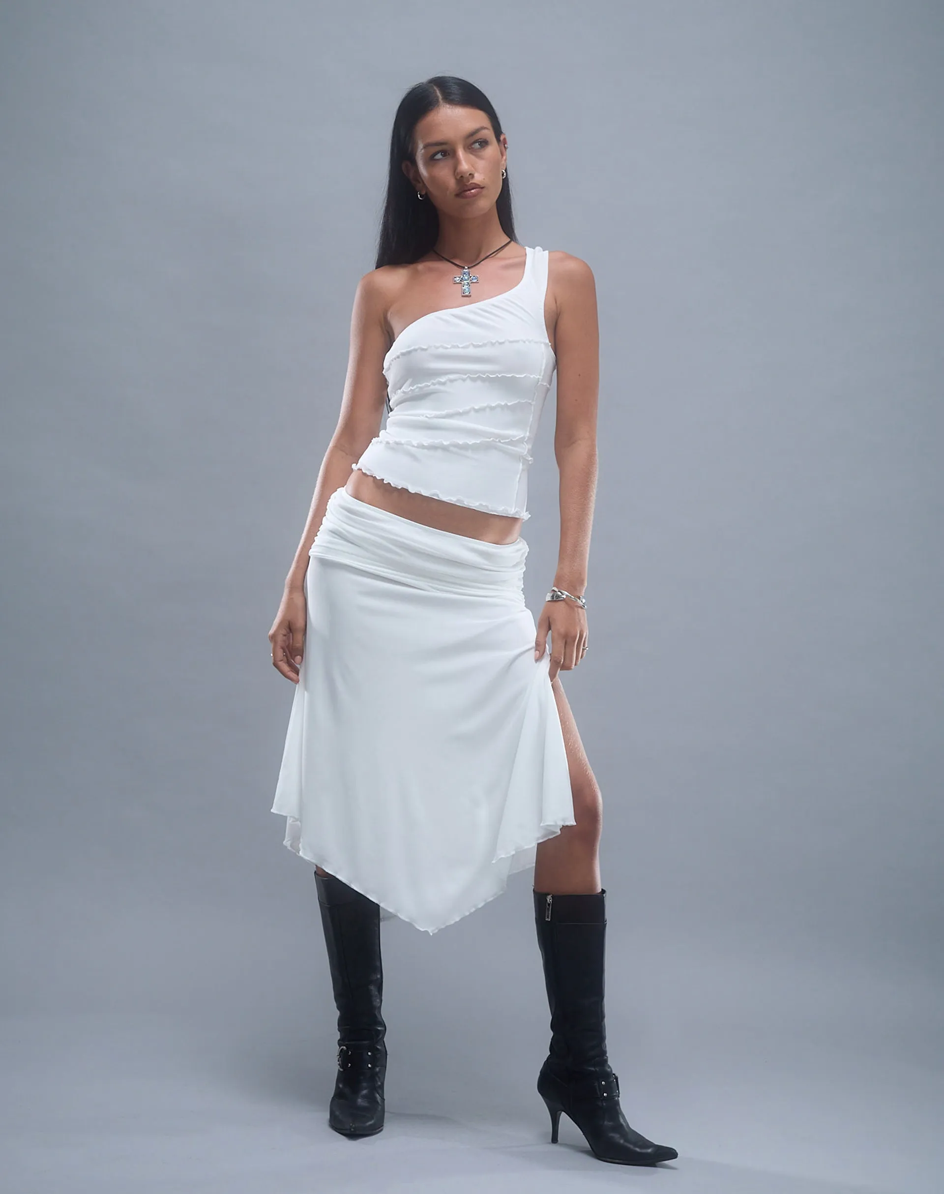 Chenoa Midi Side Split Skirt in Ivory