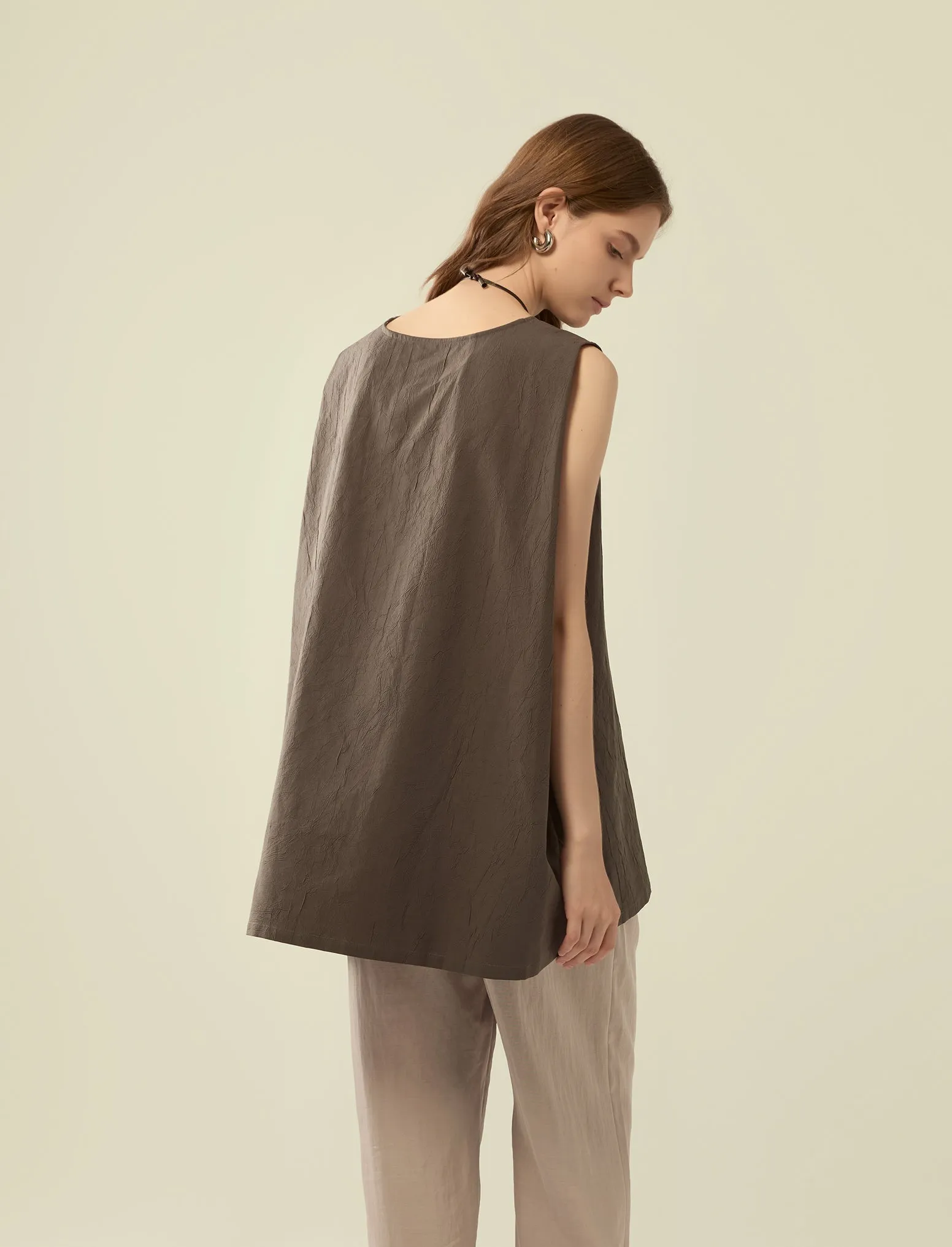 crinkled back cape tunic top