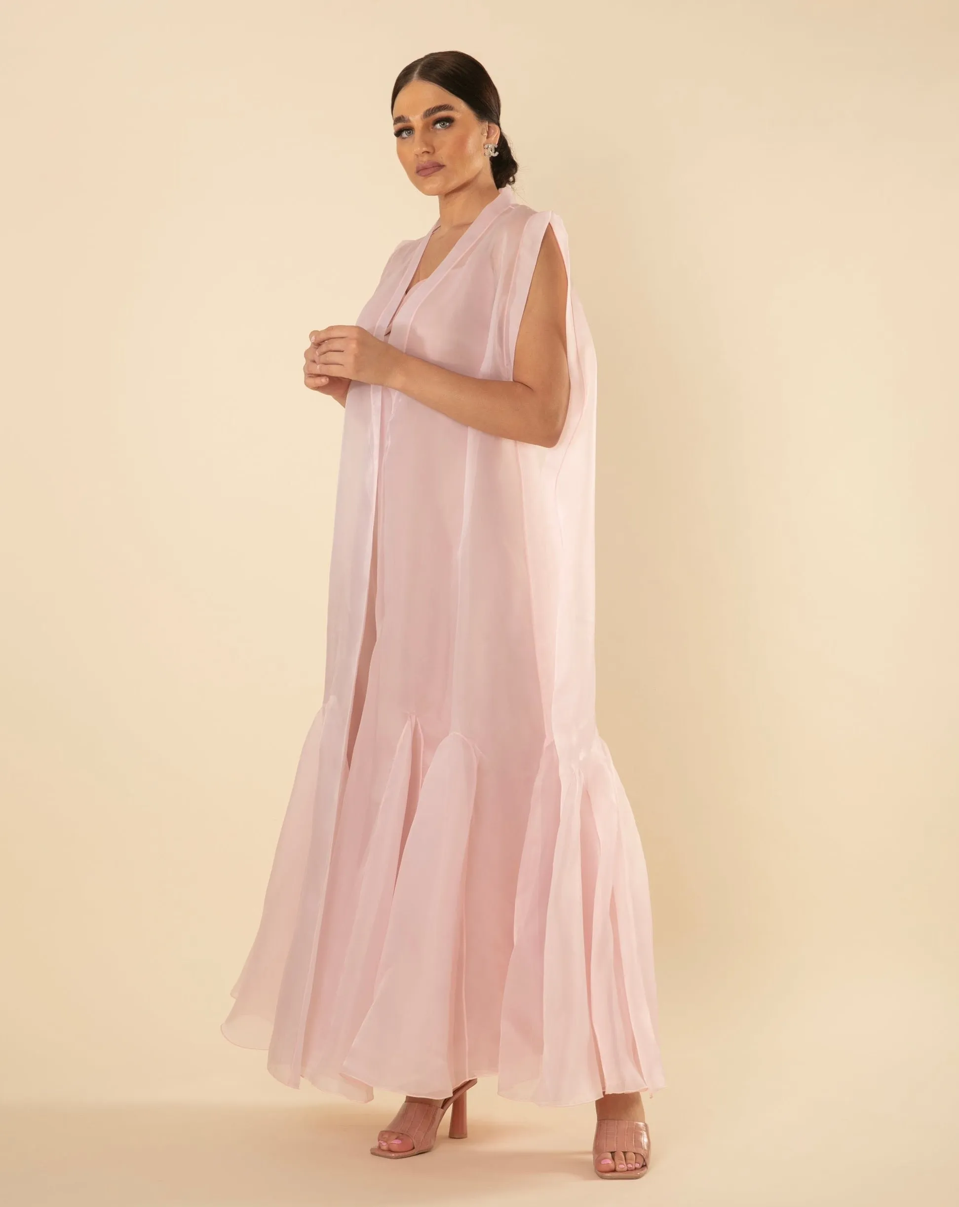 EVENING PINK ORGANZA SLEEVELESS CAPE