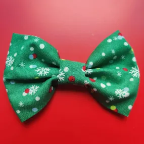 Green Snowflakes Collar Bow Tie