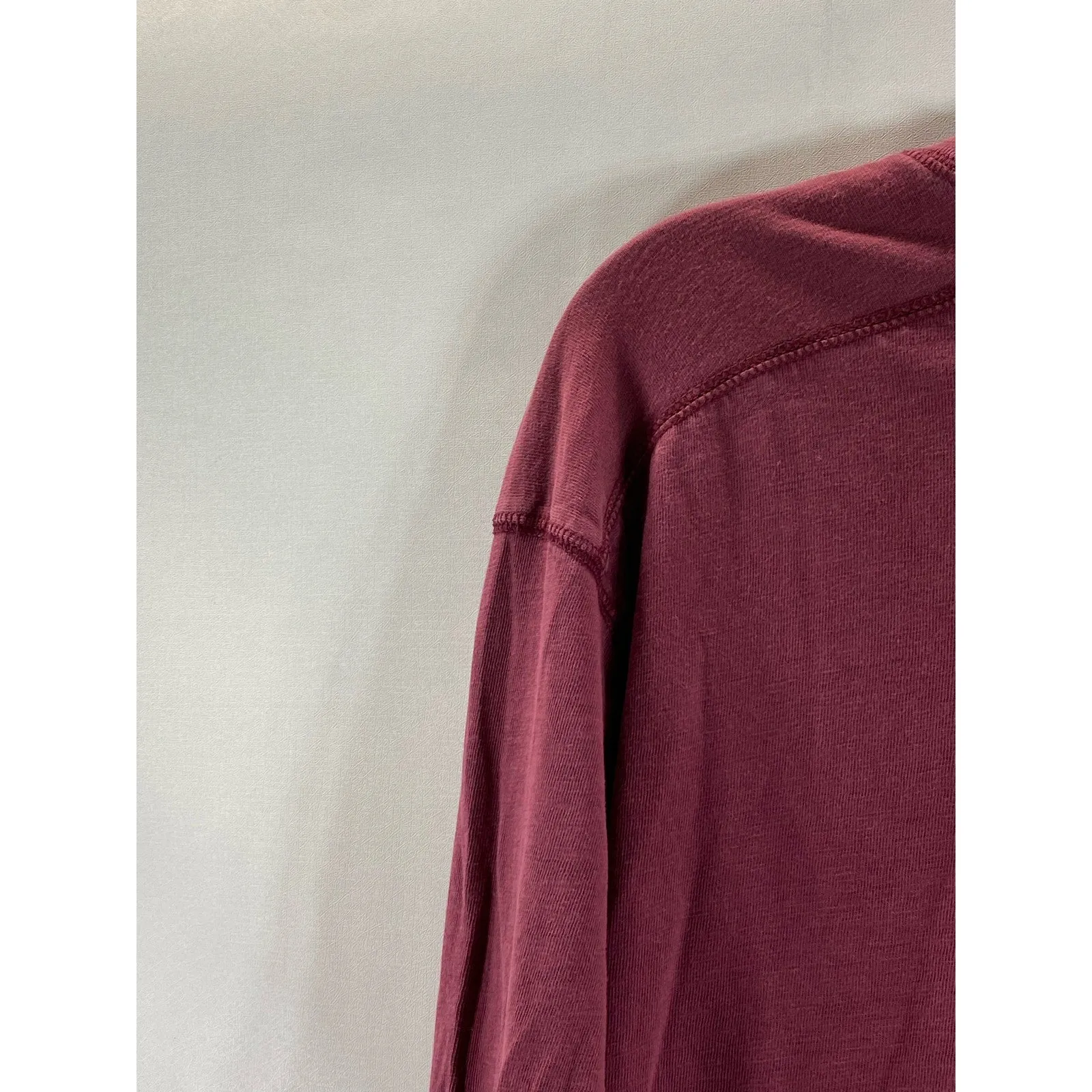 J. CREW Men’s Burgundy Garment-Dyed Slub Cotton Henley Long Sleeve Shirt SZ L