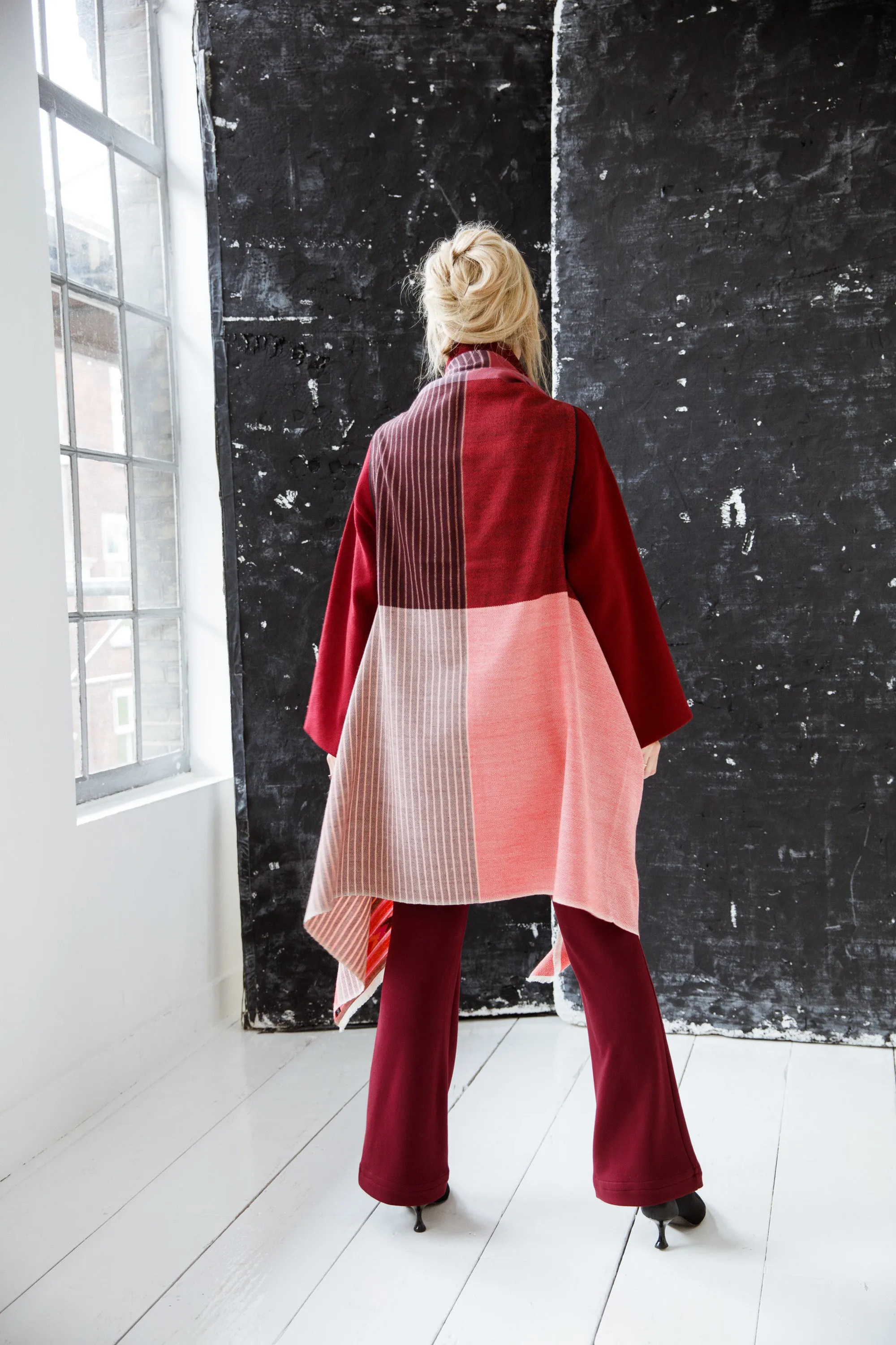 Light Wool Cape Fusion Red