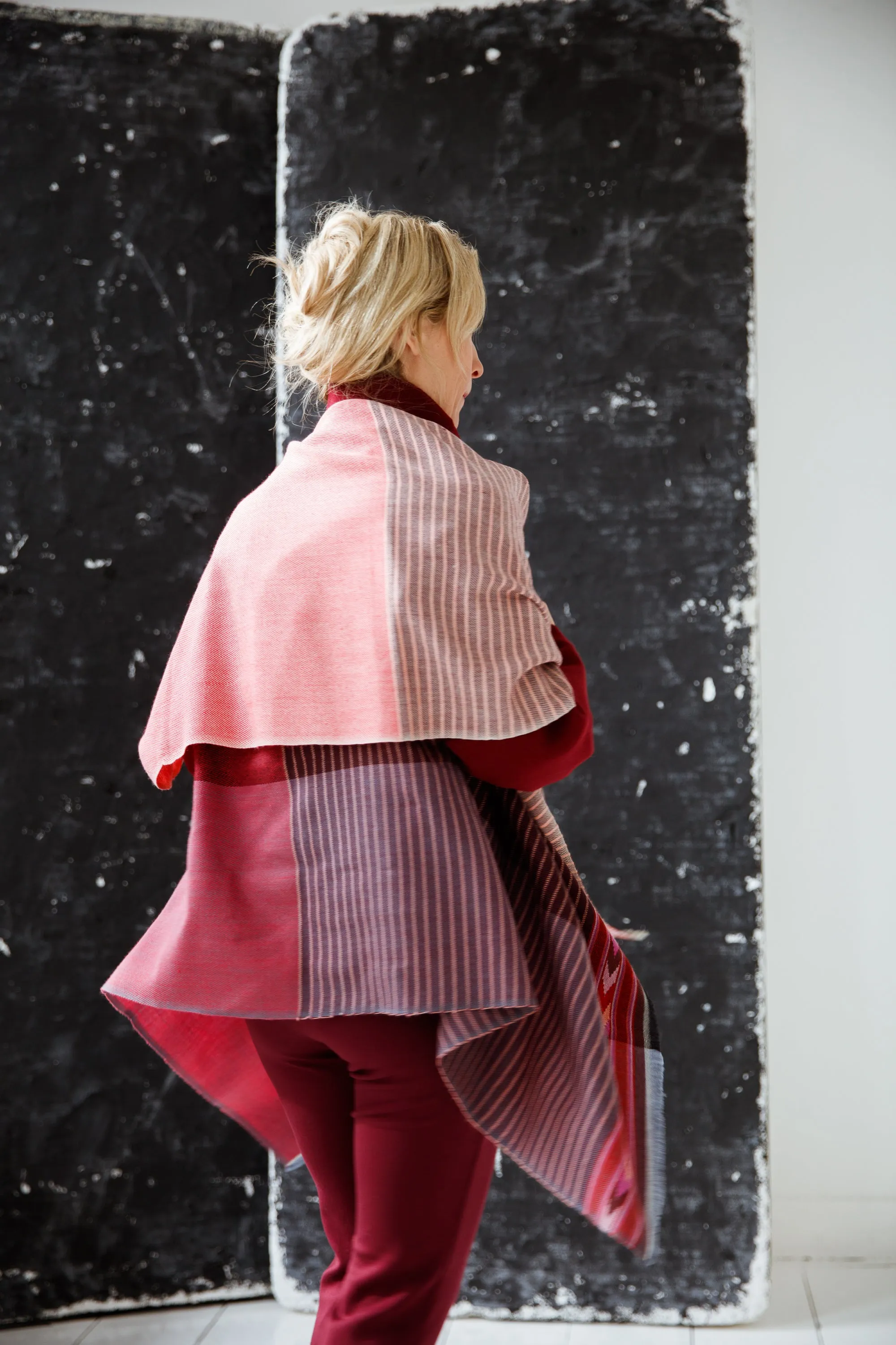 Light Wool Cape Fusion Red