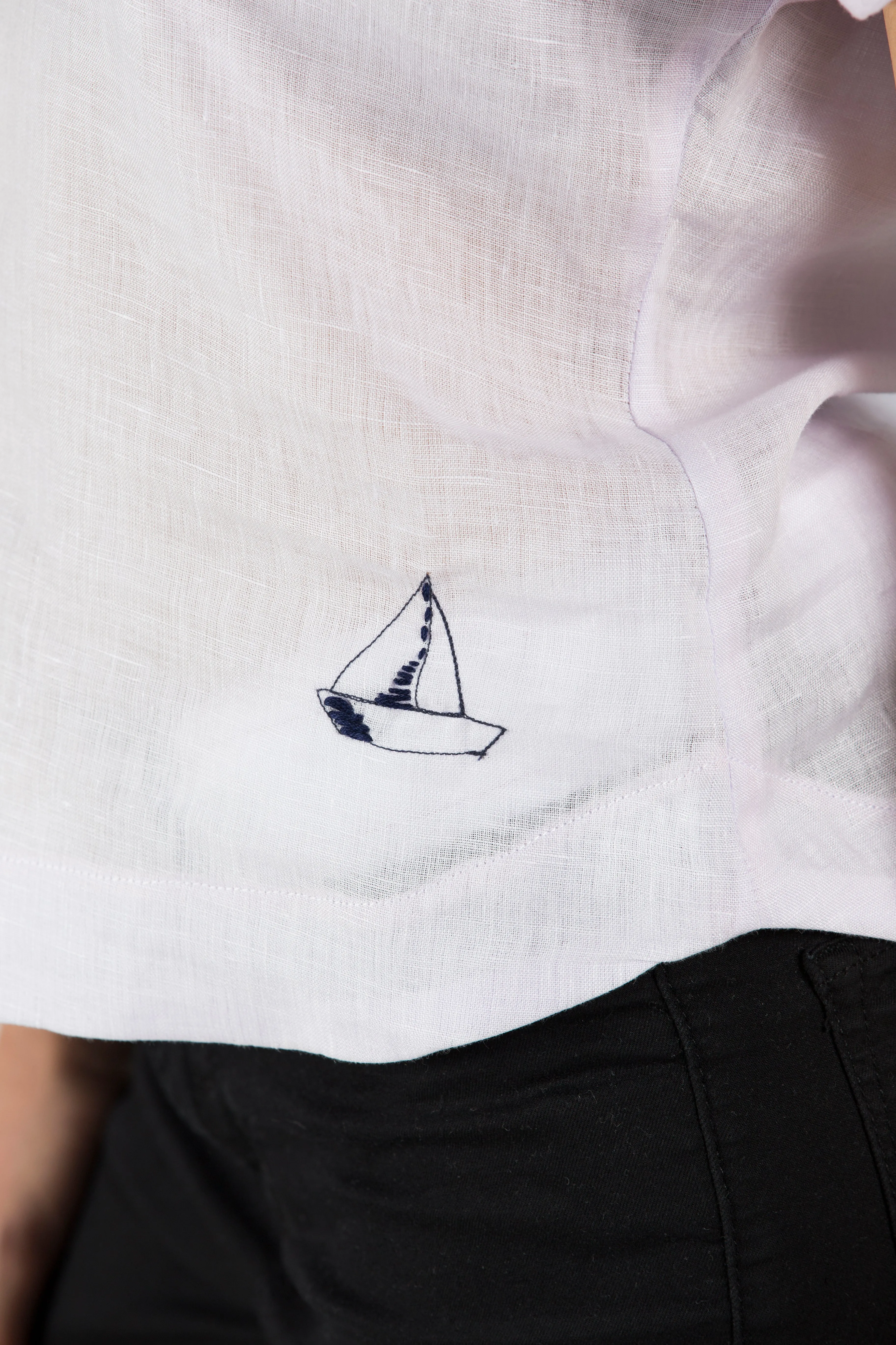 Lilac Linen Short Sleeve Shirt with Navy Sailboat Hand Embroidered Detail