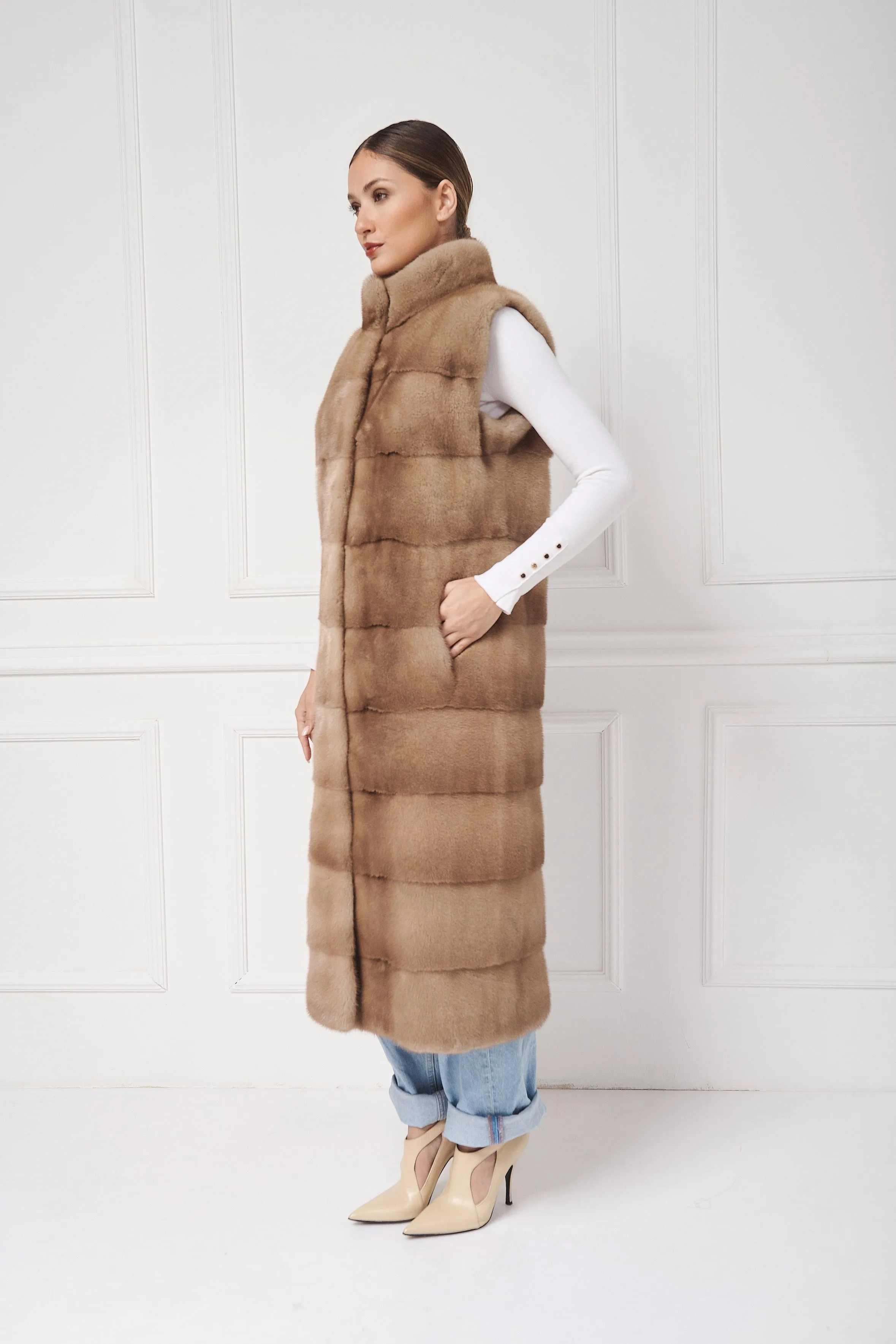 Long mink vest with stand-up collar