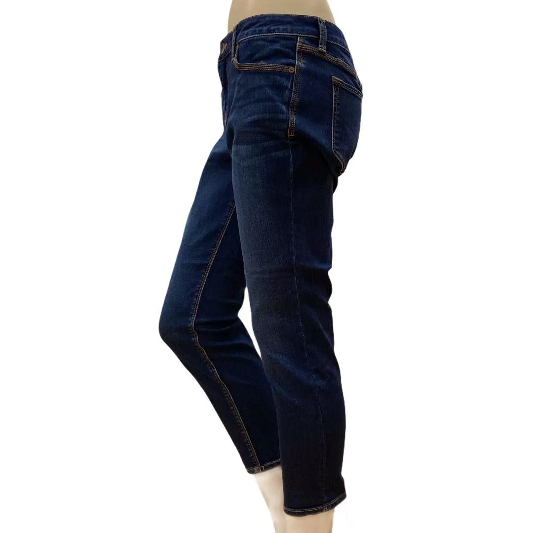 Low Rise Tapered Ankle Jeans