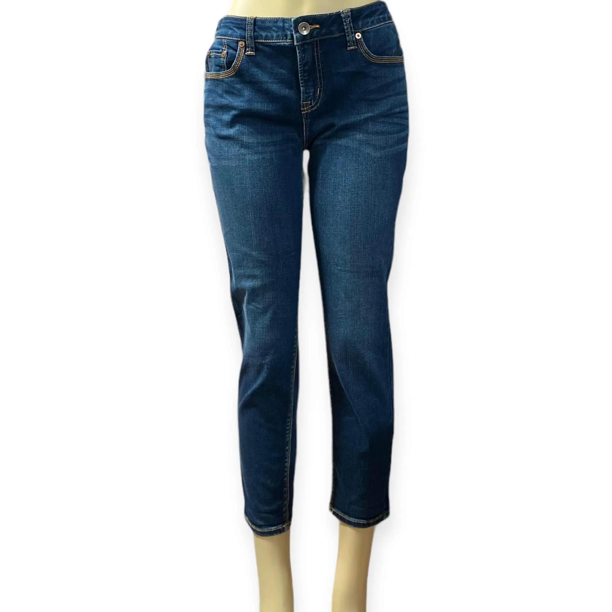 Low Rise Tapered Ankle Jeans