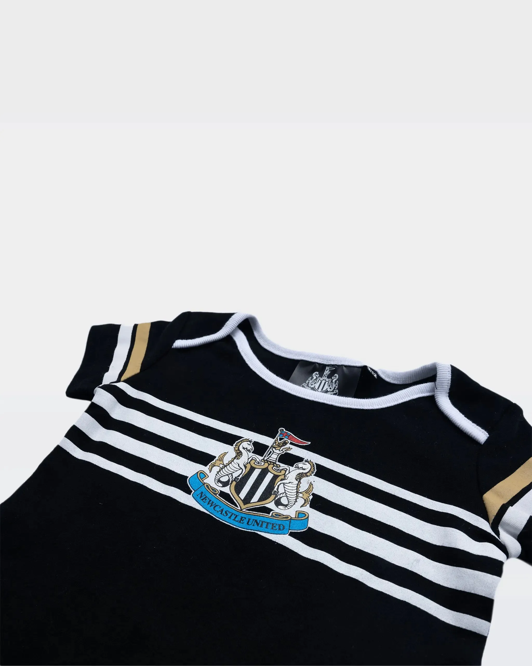 Newcastle United Bodysuit With Hat