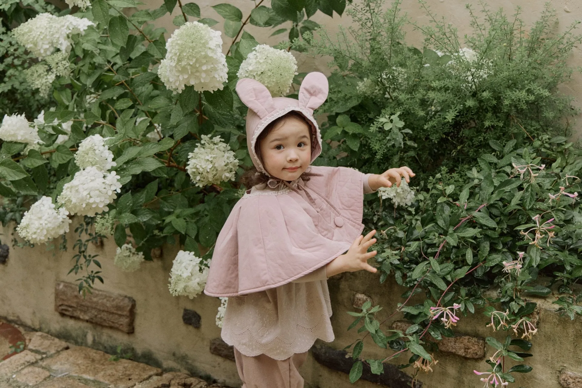 Rabbit Bonnet and Cape Set__Pink