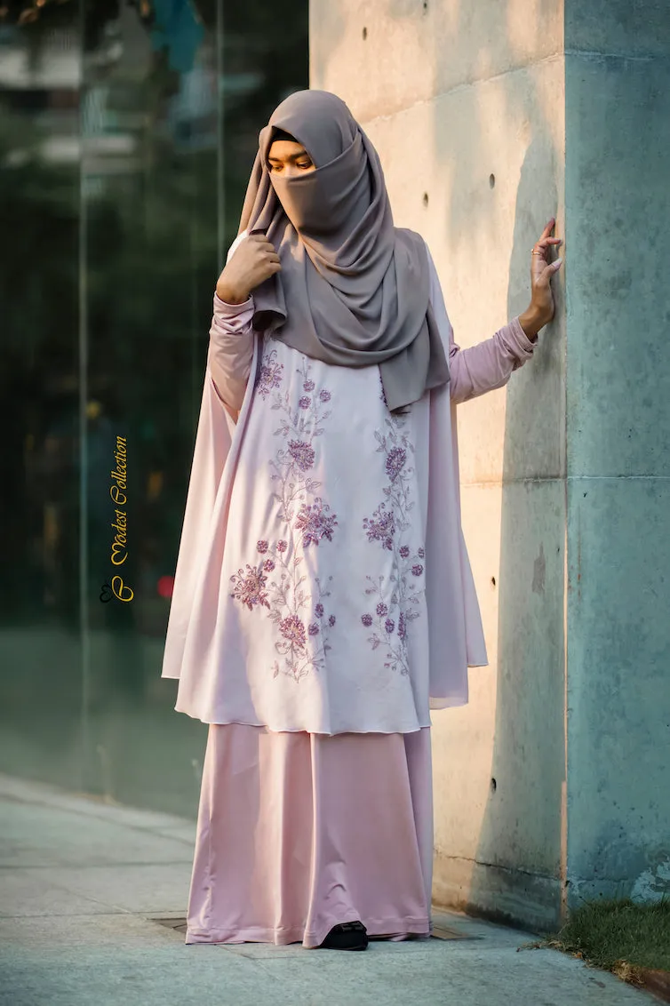 Rasna Cape Dress Pastel Purple