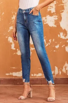 Raw Hem Ankle-length Skinny Jeans