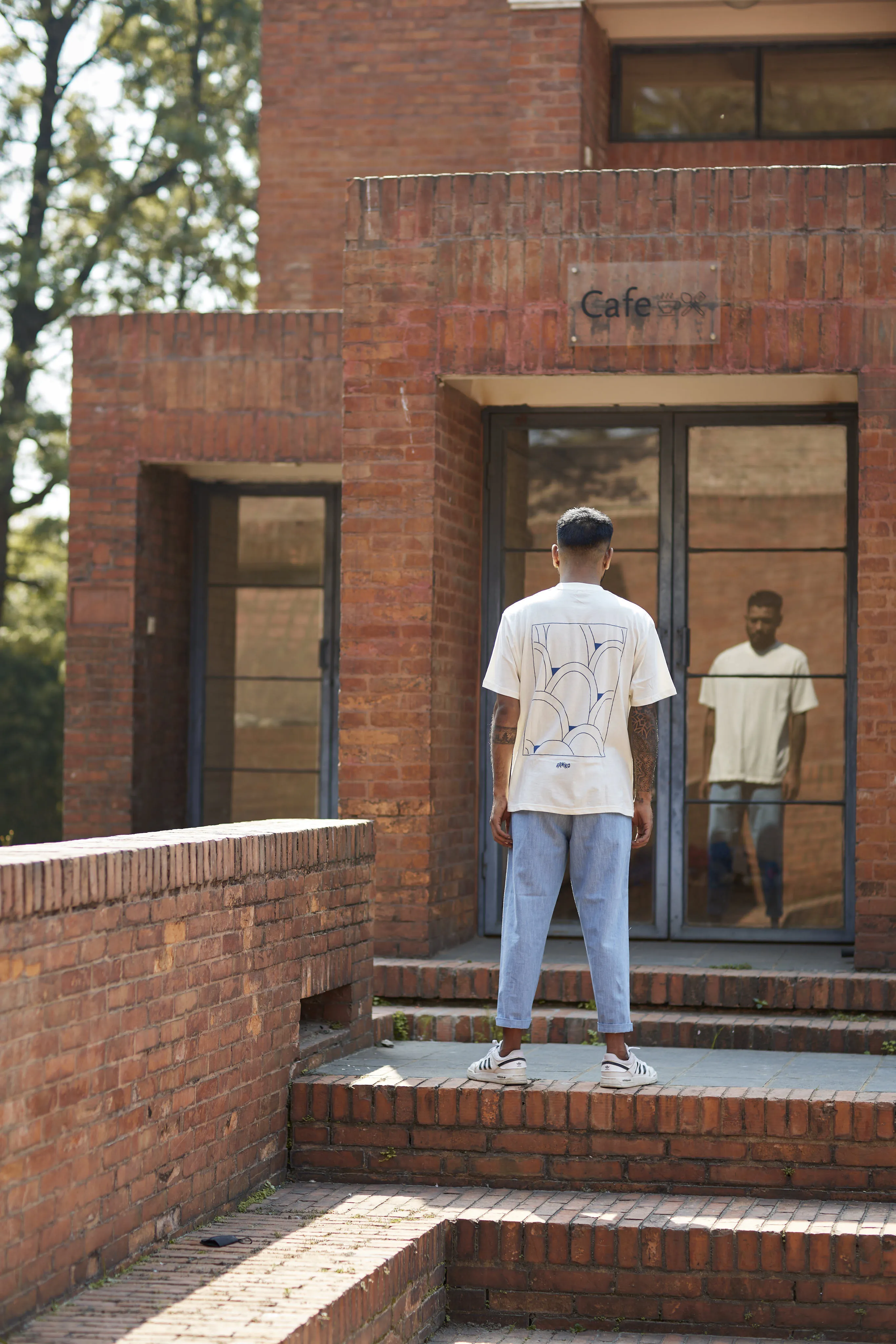 unisex t-shirt - hari print - off white