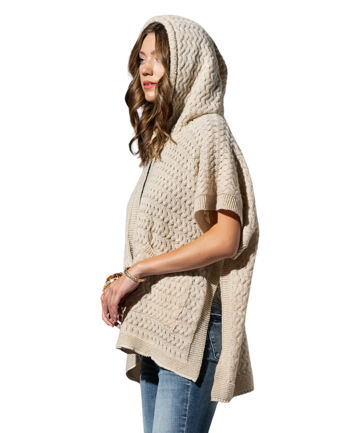 Urabanista Textured Knit Cape with Hood - El1evt111180