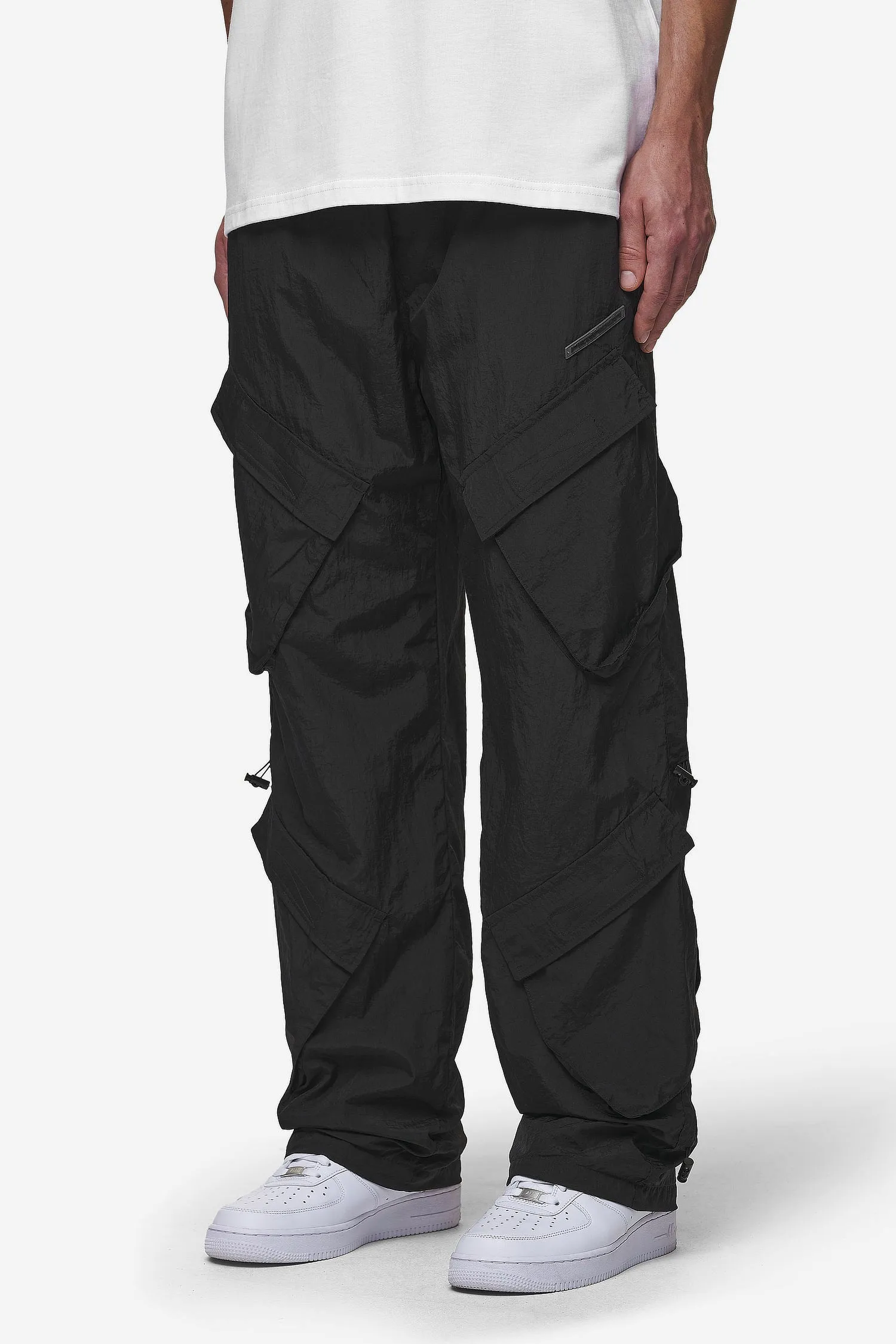 Varick Wide Tech Cargo Pants Black